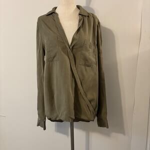 Anthropologie Holding Horses Womens Size 8 Celina Cross Front Blouse Top Green